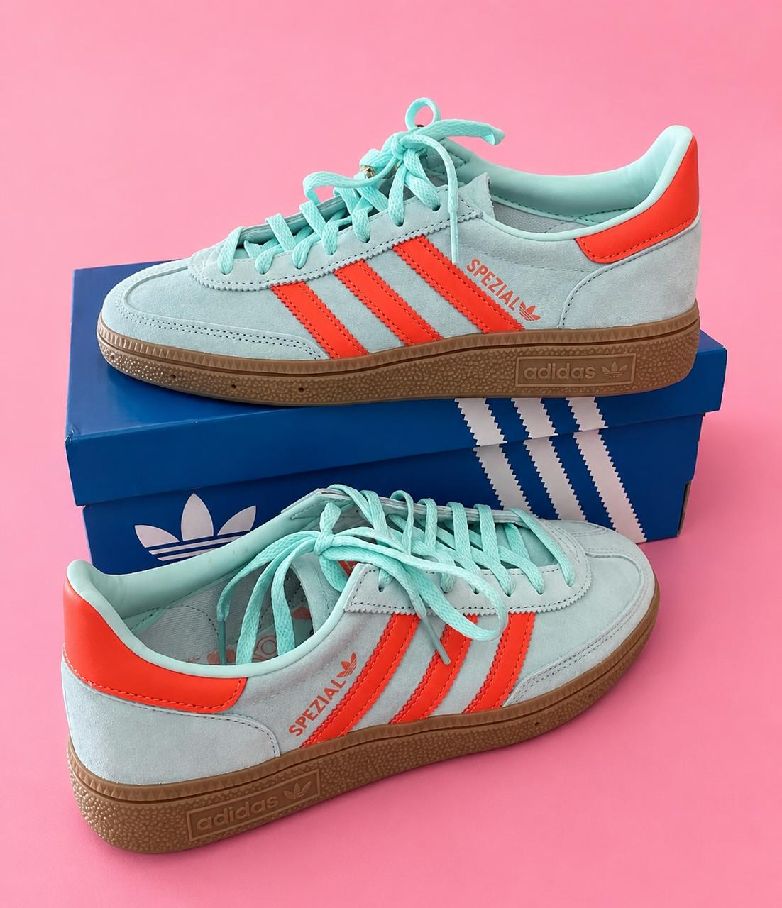 Adidas Hanball Spezial (Semi Flash Aqua)